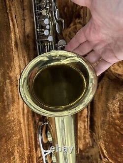 Armstrong 3050 Tenor Saxophone