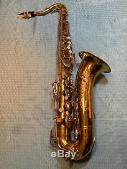 Beautiful Vintage Buescher 400 Tenor Saxophone Made In The USA Mouthpiece Case
