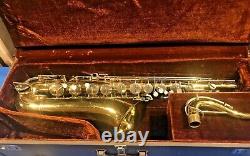 Buescher Aristocrat Saxophone 568xxx excellent Player and very good condition