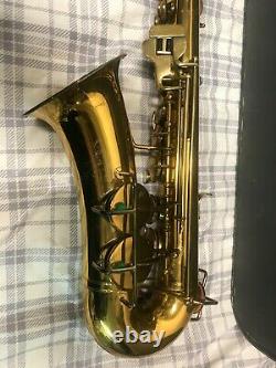 Buescher Windosor Professional Saxophone