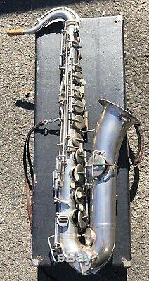 Buescher true tone silver tenor saxophone Case