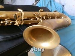 EASTMAN 52nd STREET Bb TENOR SAXOPHONE, ETS-652RL SAX. WITH A BRAND NEW CASE