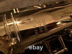 Giardinelli GTS-10 Advanced Tenor Saxophone By Eastman w Case