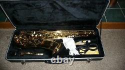 Hunter New York Tenor Saxophone with Case