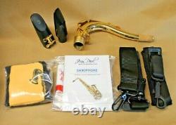 Jean Paul USA TS-400 Intermediate Tenor Saxophone