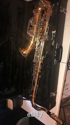 Jupiter Tenor Saxophone JTS-689-with hard travel case Works Great