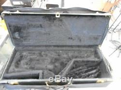 Selmer tenor sax tri pac case with clarinet case and flute holder area tri pack