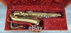 THE MARTIN COMMITTEE III TENOR SAXOPHONE With ORIGINAL CASE CIRCA. 1950 PRE-OWNED