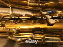 VINTAGE USED 1932 C G CONN TRANSITIONAL TENOR SAXOPHONE with Case