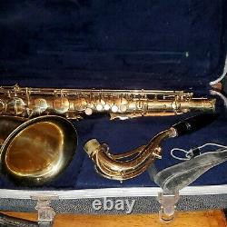 VTG CONN Shooting Star Tennor Saxophone With Case Has Scratches & Dent on Bottom