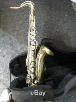 Vintage Buescher Aristocrat Tenor Saxophone Ser. #639XXX with ProTec Case