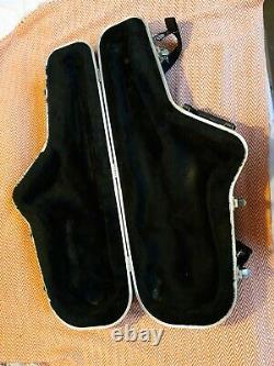 Vintage SKB Tenor Saxophone Hard Case