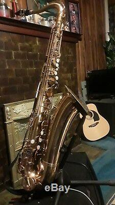 Vito tenor saxophone Gold Plated Finish, Good condition. (case is worn)