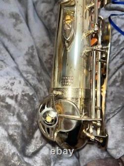 YAMAHA YTS-61 Bb Tenor Saxophone with Mouthpiece Ligature