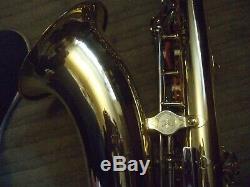 Yamaha YTS25 tenor saxophone in hard shell case