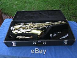 Yamaha YTS-23 tenor Sax Very Clean condition Shiny Mouthpiece case No reserve