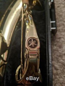 Yamaha yts52 tenor saxophone serial 005091a With case and strap
